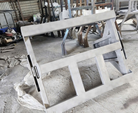 XỬ LÝ BỀ MẶT PHUN BI, PHUN CÁT