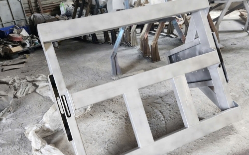 XỬ LÝ BỀ MẶT PHUN BI, PHUN CÁT XỬ LÝ BỀ MẶT PHUN BI, PHUN CÁT