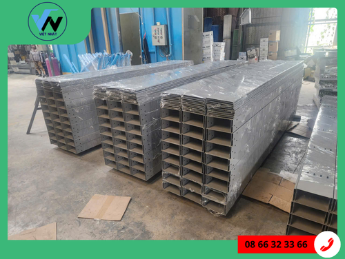 Sơn Việt Nhật – Đơn Vị Hàng Đầu Cung Cấp Dịch Vụ Sơn Tĩnh Điện Quá Khổ Chất Lượng Cao